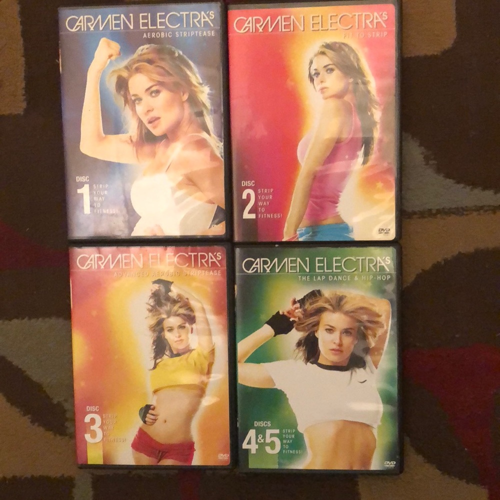 Carmen Electra Striptease DVDs